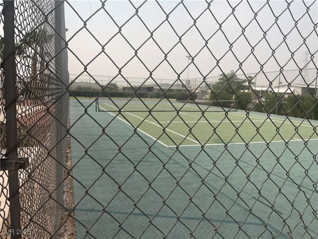 4641 Royal Ridge Boulevard, Las Vegas, NV 89103