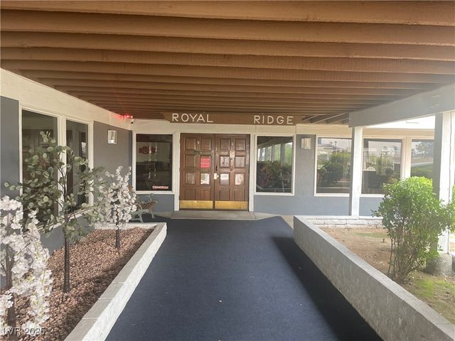 4641 Royal Ridge Boulevard, Las Vegas, NV 89103