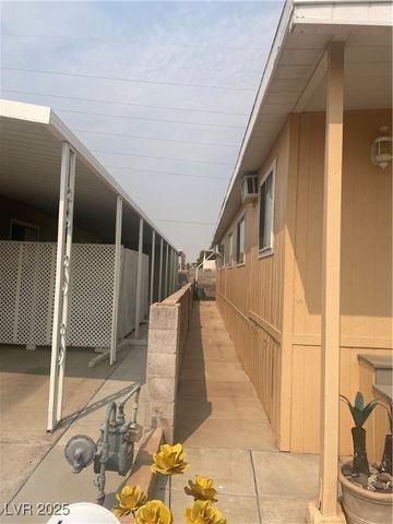 4641 Royal Ridge Boulevard, Las Vegas, NV 89103