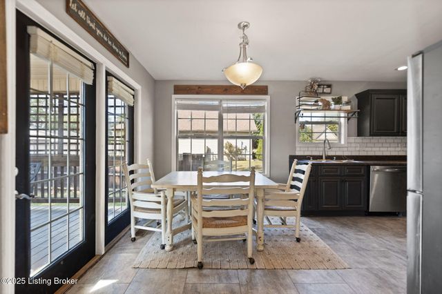 3339 Knob St, Shelbyville, KY 40065