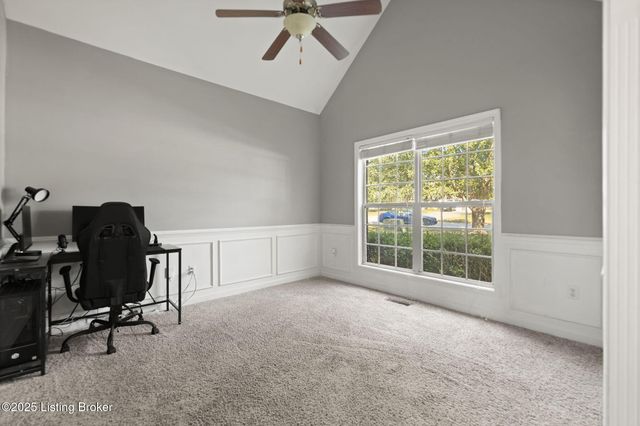 3339 Knob St, Shelbyville, KY 40065