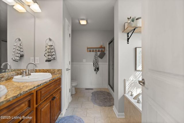 3339 Knob St, Shelbyville, KY 40065