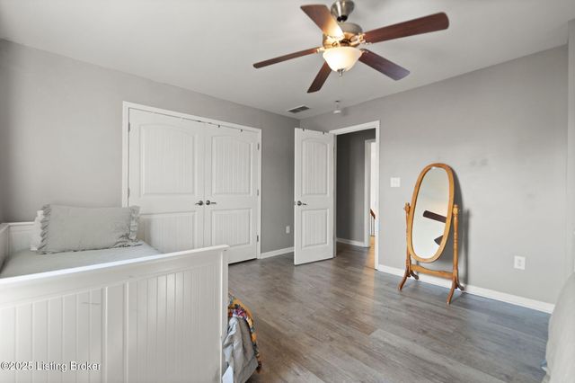 3339 Knob St, Shelbyville, KY 40065