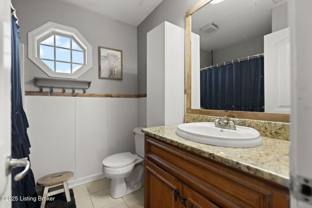 3339 Knob St, Shelbyville, KY 40065