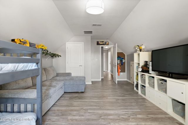 3339 Knob St, Shelbyville, KY 40065