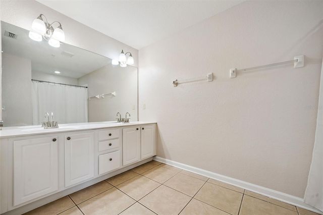 7138 SHOWCASE LN, Orlando, FL 32819