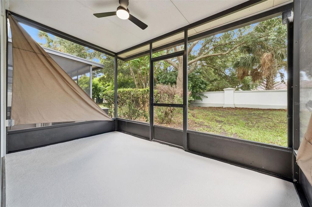 Image 19 of property listing at 7138 SHOWCASE LN, Orlando, FL 32819