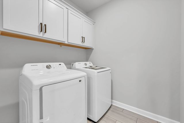 994 Alton Dr, Clarksville, TN 37043
