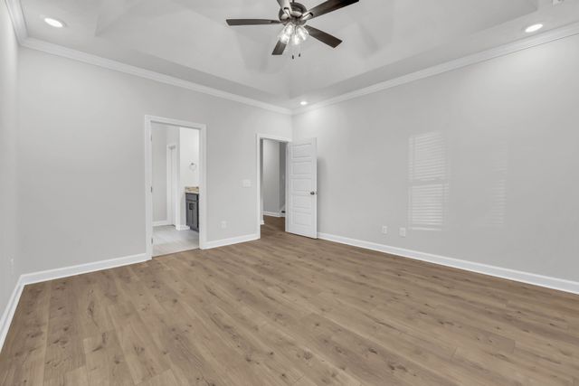 994 Alton Dr, Clarksville, TN 37043