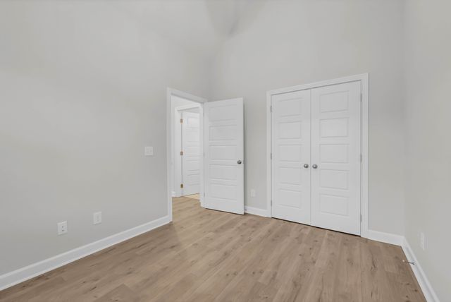 994 Alton Dr, Clarksville, TN 37043