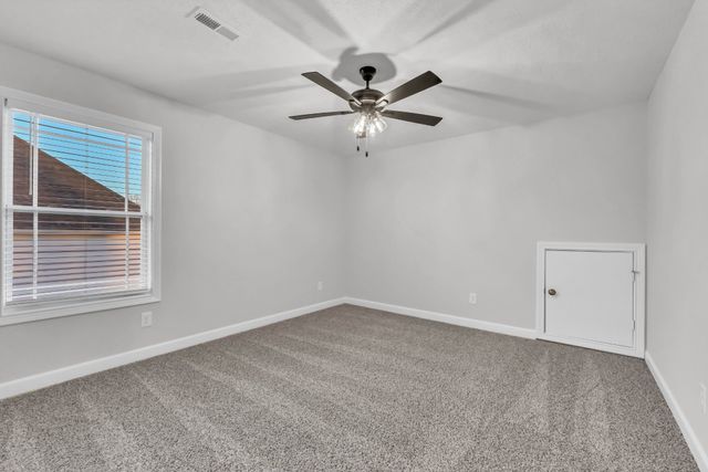 994 Alton Dr, Clarksville, TN 37043