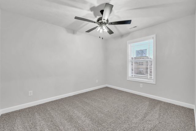 994 Alton Dr, Clarksville, TN 37043