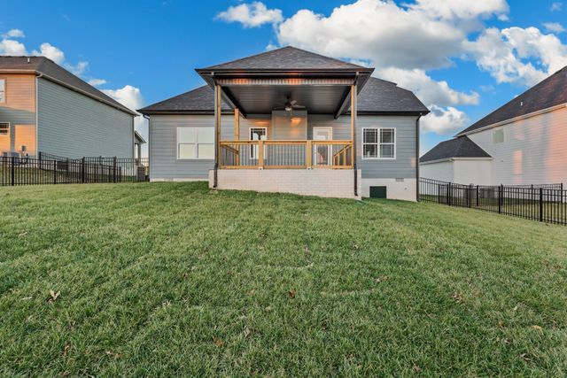 994 Alton Dr, Clarksville, TN 37043
