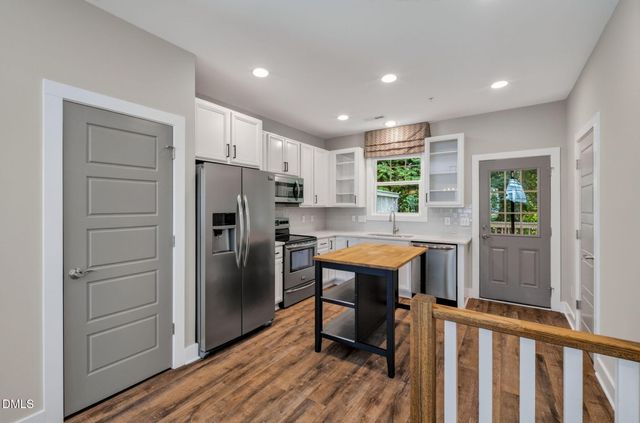 2800 Bedford Green Drive, Raleigh, NC 27604
