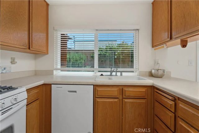25837 Oak 111, Lomita, CA 90717