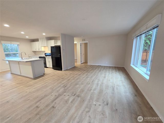 22 Willow Lane, Port Angeles, WA 98362