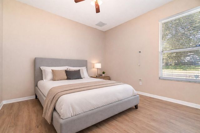 6220 HEDGESPARROWS LANE, Sanford, FL 32771
