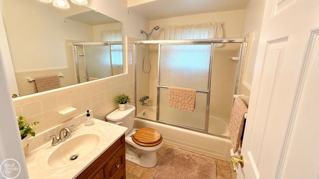 25129 Wagner Avenue, Warren, MI 48089