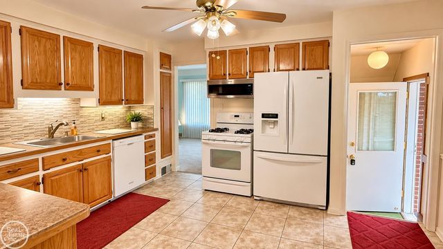 25129 Wagner Avenue, Warren, MI 48089