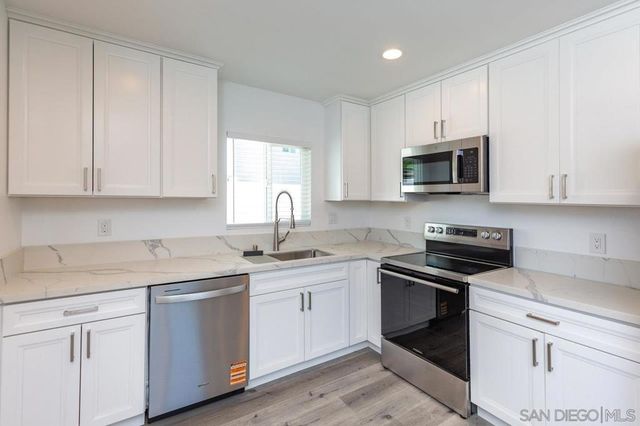 1993 Westinghouse St, San Diego, CA 92111