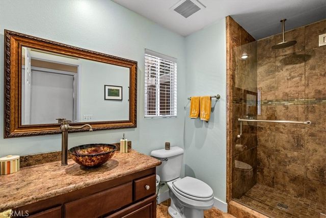 40747 Baranda Court, Palm Desert, CA 92260