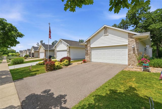1722 Meiers Ct NW, Cedar Rapids, IA 52405