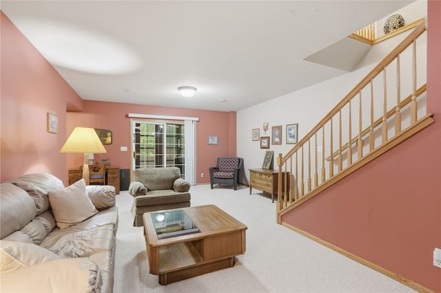 1722 Meiers Ct NW, Cedar Rapids, IA 52405