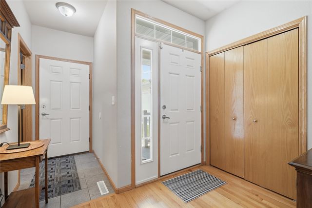 1722 Meiers Ct NW, Cedar Rapids, IA 52405