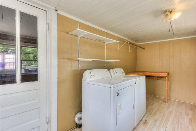 261 Myrtle Street, Gloverville, SC 29828