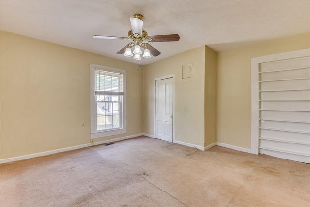 261 Myrtle Street, Gloverville, SC 29828