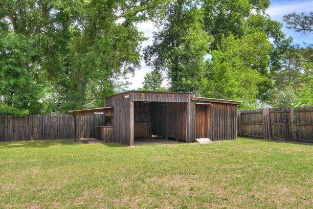 261 Myrtle Street, Gloverville, SC 29828
