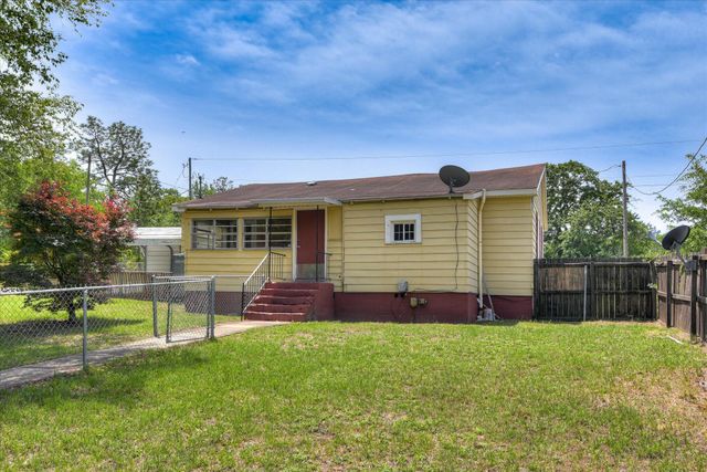 261 Myrtle Street, Gloverville, SC 29828