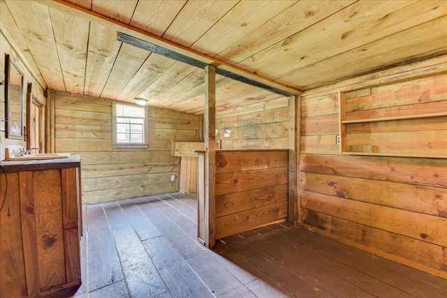 261 Myrtle Street, Gloverville, SC 29828