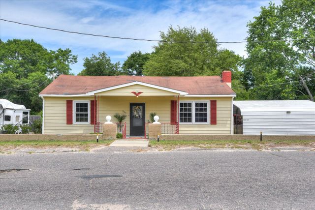 261 Myrtle Street, Gloverville, SC 29828
