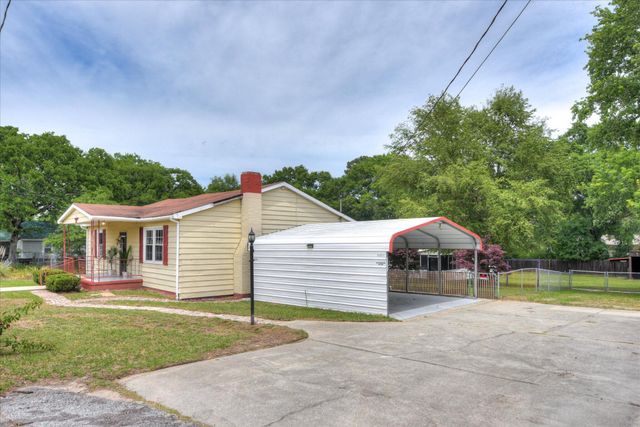 261 Myrtle Street, Gloverville, SC 29828