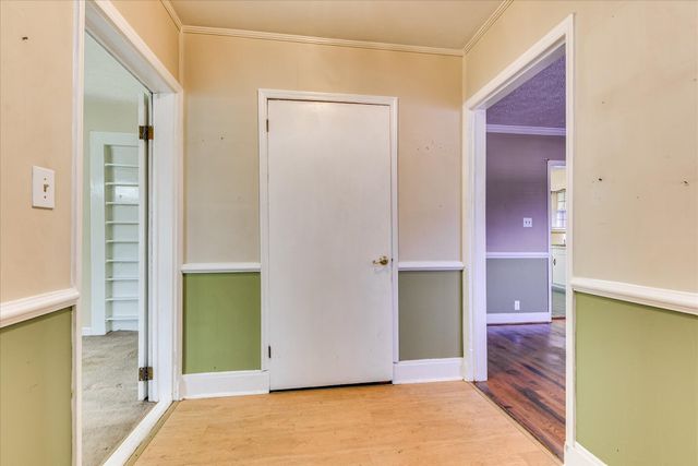 261 Myrtle Street, Gloverville, SC 29828