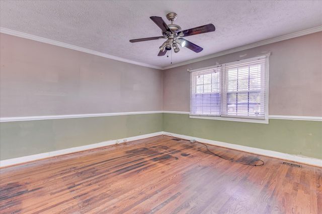 261 Myrtle Street, Gloverville, SC 29828