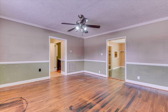 261 Myrtle Street, Gloverville, SC 29828