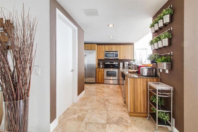 6305 Indian Creek Dr 5A, Miami Beach, FL 33141