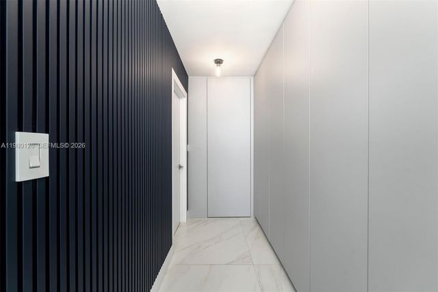 900 Biscayne Blvd 4202, Miami, FL 33132