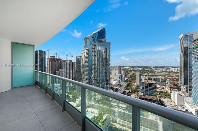 900 Biscayne Blvd 4202, Miami, FL 33132