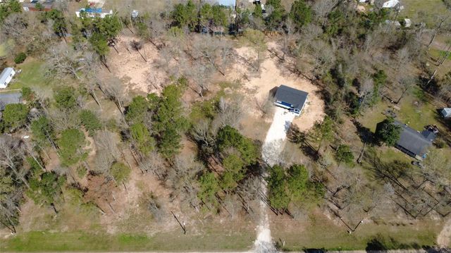 135 County Road 3431, Cleveland, TX 77327