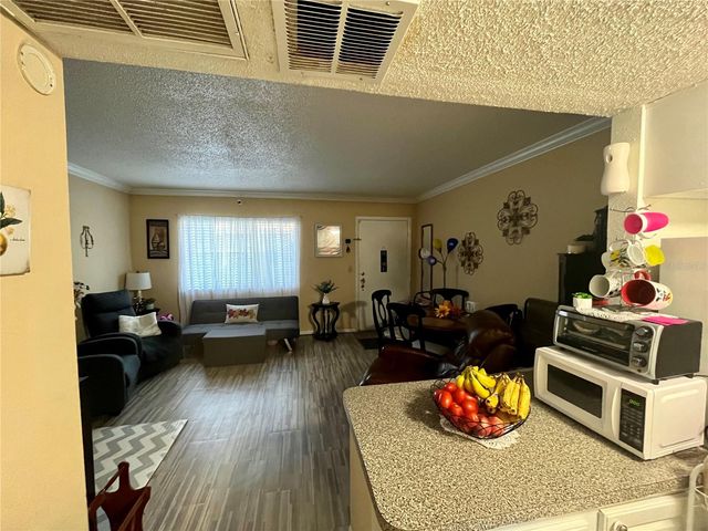 123 BLUE POINT WAY 110, Altamonte Springs, FL 32701