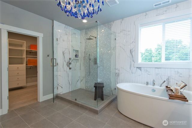 1808 104th Avenue SE, Bellevue, WA 98004