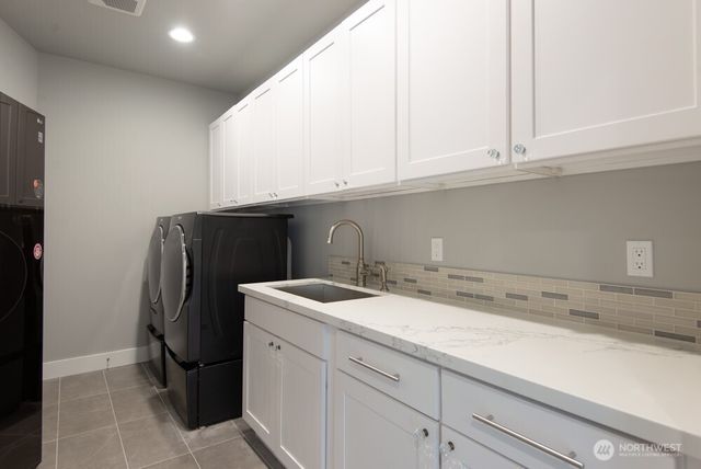1808 104th Avenue SE, Bellevue, WA 98004