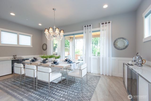 1808 104th Avenue SE, Bellevue, WA 98004