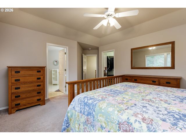4802 LAKEVIEW Blvd, Lake Oswego, OR 97035