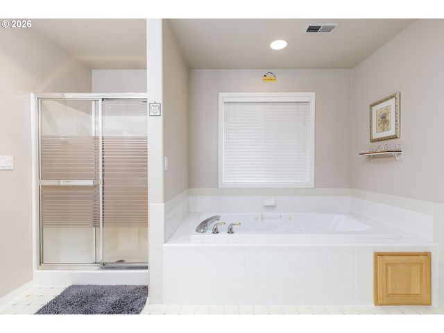 4802 LAKEVIEW Blvd, Lake Oswego, OR 97035
