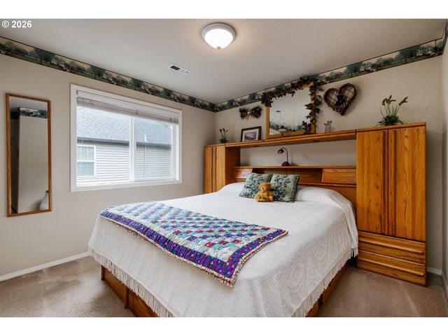 4802 LAKEVIEW Blvd, Lake Oswego, OR 97035