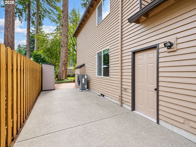 4802 LAKEVIEW Blvd, Lake Oswego, OR 97035